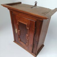 Kleiner Jugendstil Schrank – Bild 3