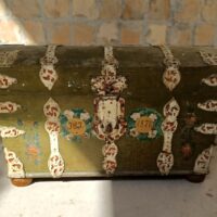 Kleine Barock Truhe