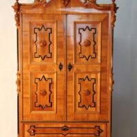 Antiker Louis-Philippe Schrank