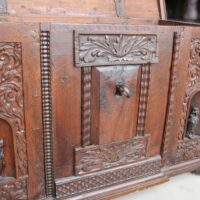 Antike Renaissance Truhe – Bild 3