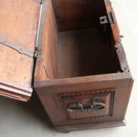 Antike Renaissance Truhe – Bild 5