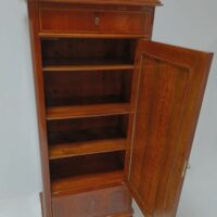 Antiker Wäscheschrank Biedermeier – Bild 3