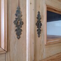 Antiker Gründerzeit Schrank mit Glastüren – Bild 8