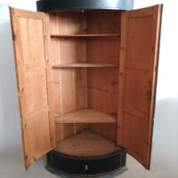 Stilvoller Biedermeier Eckschrank – Bild 2