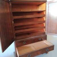 Stilvoller Jugendstil Schrank – Bild 5