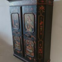 Antiker Bauernschrank – Bild 2