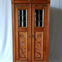 Jugendstil Vitrinenschrank