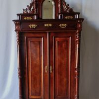 Gründerzeit Vertiko