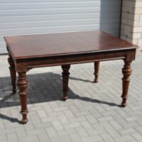 Ausziehtisch und 12 Stühle – Bild 4