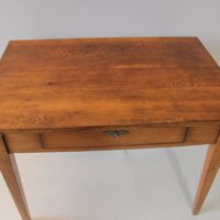 Biedermeier Tisch Nussbaum massiv – Bild 3
