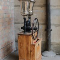 Seltene Standkaffeemühle – Bild 3
