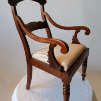 Biedermeier Armlehnstuhl Nussbaum – Bild 2