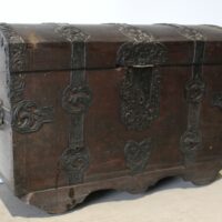 Barock Rundbuckeltruhe – Bild 2