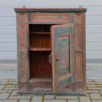 Bemalter Hängeschrank Klassizismus – Bild 6