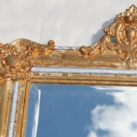 Quadratischer Spiegel mit zweifarbigem Stuckrahmen – Bild 2